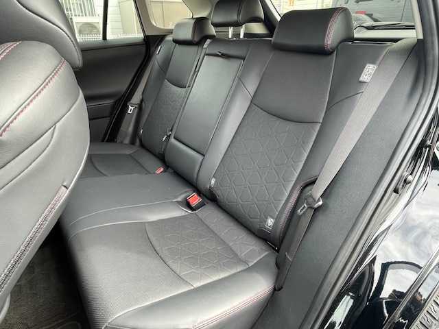 トヨタ ＲＡＶ４ アドベンチャー オフロードPKG 宮城県 2023(令5)年 2.9万km アティチュードブラックマイカ 登録時走行距離28259km/シートヒーター/コーナーセンサー/バックカメラ/ハンドルヒーター/Bluetooth/FM/AM/パワーシート/ルーフレール/ビルトインETC/追従クルーズコントロール/衝突軽減ブレーキ/純正フロアマット/純正ホイール/LED三眼ヘッドライト/エアーシート/オートライト