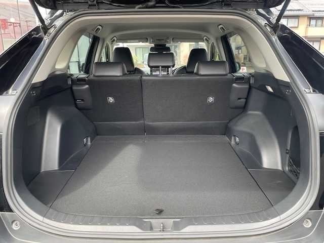 トヨタ ＲＡＶ４ アドベンチャー オフロードPKG 宮城県 2023(令5)年 2.9万km アティチュードブラックマイカ 登録時走行距離28259km/シートヒーター/コーナーセンサー/バックカメラ/ハンドルヒーター/Bluetooth/FM/AM/パワーシート/ルーフレール/ビルトインETC/追従クルーズコントロール/衝突軽減ブレーキ/純正フロアマット/純正ホイール/LED三眼ヘッドライト/エアーシート/オートライト