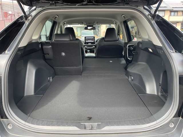 トヨタ ＲＡＶ４ アドベンチャー オフロードPKG 宮城県 2023(令5)年 2.9万km アティチュードブラックマイカ 登録時走行距離28259km/シートヒーター/コーナーセンサー/バックカメラ/ハンドルヒーター/Bluetooth/FM/AM/パワーシート/ルーフレール/ビルトインETC/追従クルーズコントロール/衝突軽減ブレーキ/純正フロアマット/純正ホイール/LED三眼ヘッドライト/エアーシート/オートライト