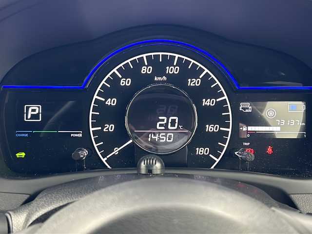 日産 ノート e－パワー メダリスト Bアロー 岐阜県 2020(令2)年 7.4万km ブリリアントホワイトパール/スーパーブラック 2トーン 純正ナビ/CD/DVD/Bluetooth/SD/iPod/AUX/フルセグTV/インテリジェントクルーズコントロール/レーンキープアシスト/クリアランスソナー/全周囲カメラ/エマージェンシーブレーキ/ドライブレコーダー/スペアキー/スマートキー/プッシュスタート/ハーフレザーシート/オートLEDヘッドライト/純正18インチアルミホイール＆サマータイヤ積み込みあり/ETC