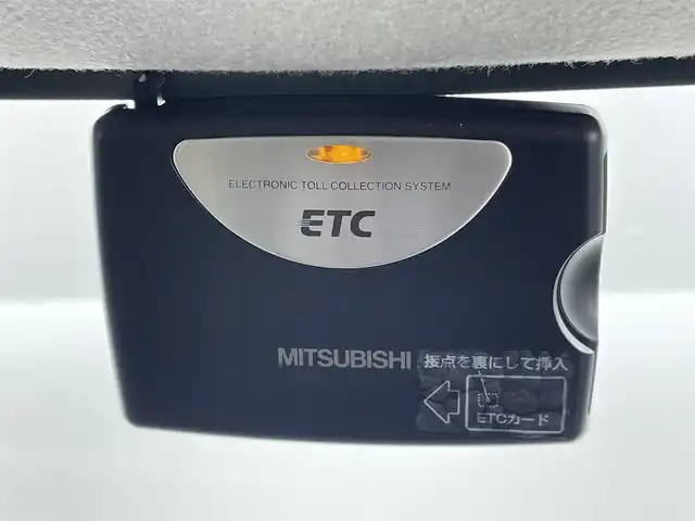 ダイハツ キャスト スタイル X SAⅡ 千葉県 2017(平29)年 4.5万km パールホワイトⅢ スマートアシストII/衝突軽減ブレーキ/車線逸脱警報機能/誤発進抑制機能/先行車お知らせ機能/純正7型ナビ/フルセグTV/Bluetooth/CD/DVD/バックカメラ/ETC/プッシュスタート/スマートキー/ヘッドライトレベライザー/純正フロアマット/ステアリングスイッチ/電動格納サイドミラー/アイドリングストップ/プッシュスタート