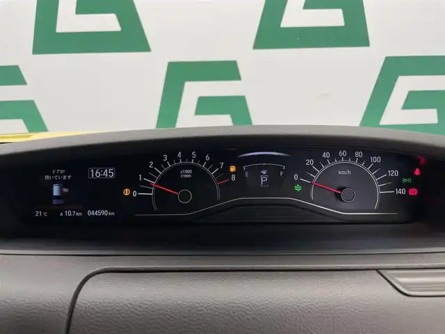 ホンダ Ｎ ＢＯＸ G L ホンダセンシング 鹿児島県 2018(平30)年 4.5万km プレミアムイエローパールⅡ 純正7インチSDナビ/BT/CD/SD/iPod/AM/FM/バックカメラ/ホンダセンシング/レーダークルーズコントロール/レーンキープアシスト/片側パワースライドドア/ETC/オートライト/LEDヘッドライト/純正ラバーマット/スマートキー
