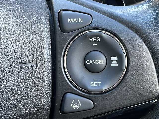 ホンダ ヴェゼル ハイブリッド X ホンダセンシング 岐阜県 2021(令3)年 2.7万km クリスタルブラックパール 禁煙車/ホンダセンシング/純正ナビ/HDMI/衝突軽減ブレーキ/レーンキープアシスト/カーテンエアバッグ/バックカメラ/前後ドライブレコーダー/ビルトインETC/パドルシフト/純正アルミホイール/純正フロアマット/ワンオーナー/ドアバイザー/LEDヘッドライト/オートエアコン/オートライト/オートハイビーム/プッシュスタート