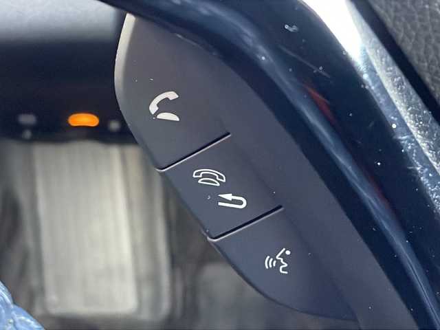 ホンダ ヴェゼル ハイブリッド X ホンダセンシング 岐阜県 2021(令3)年 2.7万km クリスタルブラックパール 禁煙車/ホンダセンシング/純正ナビ/HDMI/衝突軽減ブレーキ/レーンキープアシスト/カーテンエアバッグ/バックカメラ/前後ドライブレコーダー/ビルトインETC/パドルシフト/純正アルミホイール/純正フロアマット/ワンオーナー/ドアバイザー/LEDヘッドライト/オートエアコン/オートライト/オートハイビーム/プッシュスタート