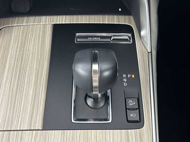マツダ ＣＸ－６０ XD エクスクルーシブモード 愛知県 2023(令5)年 2.1万km プラチナクォーツメタリック 純正12インチSDナビゲーション/Bluetooth フルセグTV/AppleCarPlay AndroidAuto/全方位カメラ/ビルトインETC/サンルーフ/BOSEサウンドスピーカー/マツダアイアクティブセンス/レーダークルーズコントロール/ブラインドスポットモニター/オートマチックハイビーム/レーンキープアシスト/コーナーセンサー/アイドリングストップ/横滑り防止装置/パドルシフト/LEDヘッドライト/オートライト/フォグライト/パワーバックドア/シートヒーター(D/N/後席)/エアーシート(D/N)/パワーシート(D/N)/運転席メモリーシート/ステアリングヒーター/ステアリングリモコン/ドライブレコーダー/ウィンカーミラー/電動格納ミラー/スマートキー/エンジンプッシュスタート