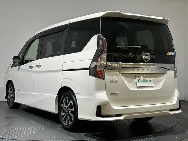 日産 セレナ ハイウェイスター V 愛媛県 2021(令3)年 3.7万km ブリリアントホワイトパール ・プロパイロット/・純正10インチナビゲーション/・フルセグテレビ/Bluetooth/DVD/・フリップダウンモニター/・アラウンドビューモニター/・インテリジェントルームミラー/・ETC/・ドライブレコーダー/・両側パワースライドドア/・LEDヘッドライト/・クルーズコントロール/・スマートキー