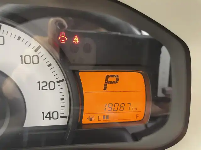 スズキ アルト F 富山県 2017(平29)年 1.9万km スペリアホワイト 純正オーディオ/シートヒーター/ドアバイザー/フロアマット/キーレス /スペアキー/横滑防止装置