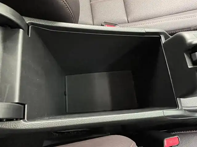 ホンダ ＺＲ－Ｖ ハイブリッド e:HEV Z 宮崎県 2024(令6)年 1.2万km アーバンチタニウムメタリック 9インチワイドディスプレィメモリナビ/フルセグテレビ/全方位カメラ/ステアリングヒーター/ドライブレコーダー前後/レザーシート/ホンダセンシング/アイドリングストップ/クルーズコントロール/プッシュスタート/パワーバックドア/ETC