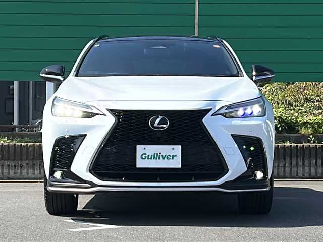 レクサス ＮＸ 350h Fスポーツ 茨城県 2022(令4)年 2.7万km ホワイトノーヴァガラスフレーク 純正ナビ/プレミアムサウンド/デジタルインナーミラー/パノラミックビューモニター/運転支援/パノラマルーフ/悪路走行支援/全方位カメラ/サンルーフ/パワーシート/レザーシート/クルーズコントロール/LEDオートライト/シートヒーター/エアシート/純正20インチアルミホイール/純正フロアマット/ルーフレール/ABS/横滑り防止装置/コーナーセンサー/レーンキープアシスト/盗難防止装置/オートライト/オートマチックハイビーム/スマートキー/ETC