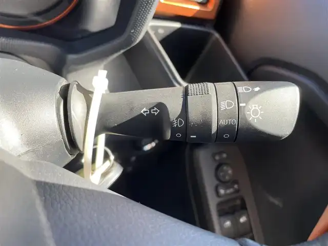 ダイハツ タフト G 鹿児島県 2021(令3)年 6.1万km フォレストカーキメタリック 衝突警報装置/LittleDフェイスチェンジキット/スカイルーフトップ/社外ナビ/BT/ワンセグ/CD/DVD/バックカメラ/LEDオートライト/シートヒーター/ブレーキホールド/アイドリングストップ/スマートキー