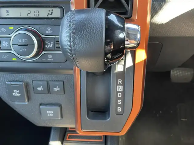 ダイハツ タフト G 鹿児島県 2021(令3)年 6.1万km フォレストカーキメタリック 衝突警報装置/LittleDフェイスチェンジキット/スカイルーフトップ/社外ナビ/BT/ワンセグ/CD/DVD/バックカメラ/LEDオートライト/シートヒーター/ブレーキホールド/アイドリングストップ/スマートキー