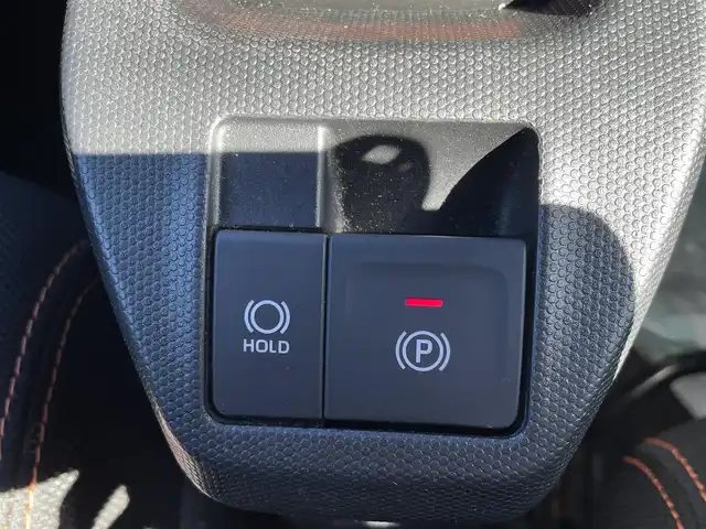 ダイハツ タフト G 鹿児島県 2021(令3)年 6.1万km フォレストカーキメタリック 衝突警報装置/LittleDフェイスチェンジキット/スカイルーフトップ/社外ナビ/BT/ワンセグ/CD/DVD/バックカメラ/LEDオートライト/シートヒーター/ブレーキホールド/アイドリングストップ/スマートキー