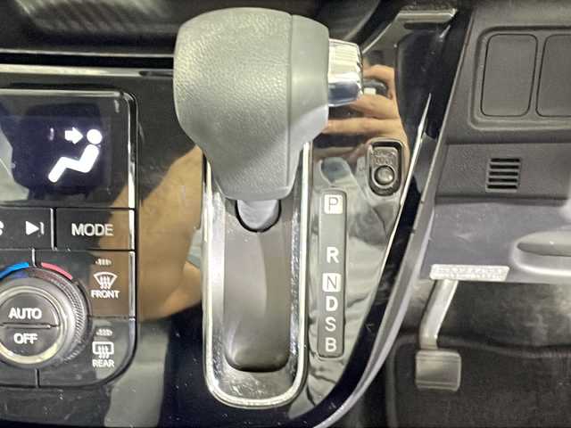 ダイハツ キャスト スタイル G SAⅡ 沖縄県 2017(平29)年 9.1万km ディープブルークリスタルマイカ 県外仕入れ/禁煙車/スマートアシストII/社外ナビAVIC-RW09/ＣＤ／ＤＶＤ／フルセグＴＶ　/Ｂｌｕｅｔｏｏｔｈ接続/ＵＳＢ接続/バックカメラ/純正１５インチアルミ/ドアバイザー/後方コーナーセンサー/ＥＴＣ/スマートキー/LEDヘッドライト