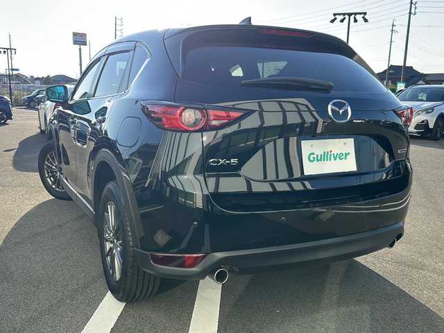 マツダ ＣＸ－５ XD スマートエディション 岐阜県 2021(令3)年 4.7万km ジェットブラックマイカ 登録時走行距離46250km/純正ＳＤナビ　/全方位カメラ　/レーダークルーズコントロール　/ＥＴＣ　/盗難防止装置　/横滑り防止装置　/レーンキープアシスト　/前後コーナーセンサー　/ＬＥＤヘッドライト　/オートライト　/純正１７インチＡＷ/フロアマット/プッシュスタート/スマートキー/スペアキー/ドアバイザー