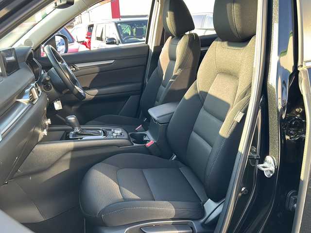 マツダ ＣＸ－５ XD スマートエディション 岐阜県 2021(令3)年 4.7万km ジェットブラックマイカ 登録時走行距離46250km/純正ＳＤナビ　/全方位カメラ　/レーダークルーズコントロール　/ＥＴＣ　/盗難防止装置　/横滑り防止装置　/レーンキープアシスト　/前後コーナーセンサー　/ＬＥＤヘッドライト　/オートライト　/純正１７インチＡＷ/フロアマット/プッシュスタート/スマートキー/スペアキー/ドアバイザー