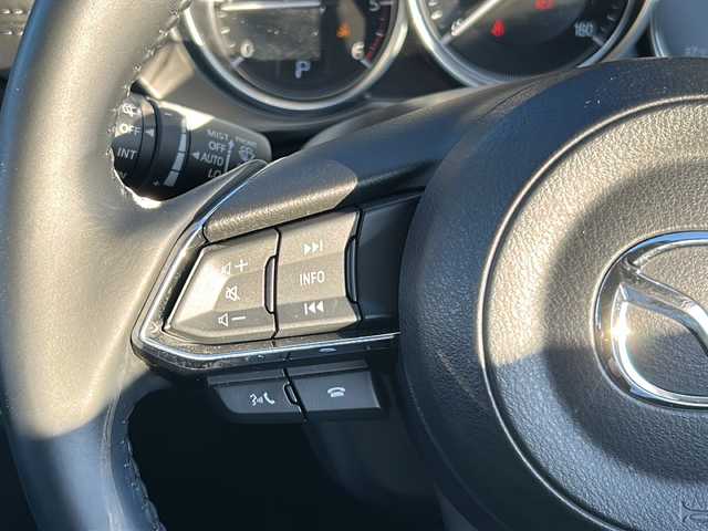マツダ ＣＸ－５ XD スマートエディション 岐阜県 2021(令3)年 4.7万km ジェットブラックマイカ 登録時走行距離46250km/純正ＳＤナビ　/全方位カメラ　/レーダークルーズコントロール　/ＥＴＣ　/盗難防止装置　/横滑り防止装置　/レーンキープアシスト　/前後コーナーセンサー　/ＬＥＤヘッドライト　/オートライト　/純正１７インチＡＷ/フロアマット/プッシュスタート/スマートキー/スペアキー/ドアバイザー
