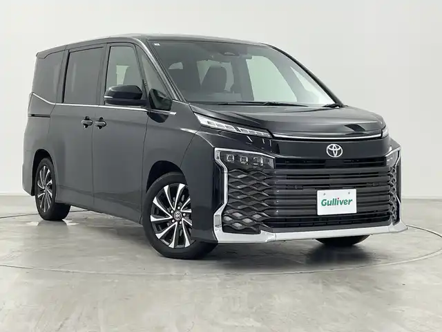 トヨタ ヴォクシー S－Z 群馬県 2024(令6)年 1.7万km アティチュードブラックマイカ 純正１０．５型ナビ　バックカメラ　シートヒーター　両側電動スライドドア　衝突被害軽減ブレーキ　レーンアシスト　アダプティブクルーズコントロール　オートハイビーム　ＬＥＤヘッドライト　ＥＴＣ２．０　禁煙