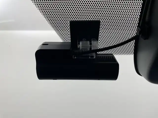 トヨタ ヴォクシー S－Z 群馬県 2024(令6)年 1.7万km アティチュードブラックマイカ 純正１０．５型ナビ　バックカメラ　シートヒーター　両側電動スライドドア　衝突被害軽減ブレーキ　レーンアシスト　アダプティブクルーズコントロール　オートハイビーム　ＬＥＤヘッドライト　ＥＴＣ２．０　禁煙