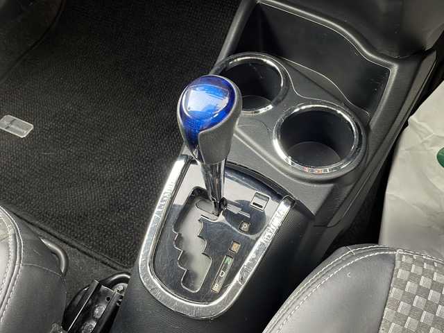 トヨタ アクア X－URBAN 新潟県 2014(平26)年 3.9万km コバルトブルーメタリック 社外メモリナビ/(AM/FM/CD/DVD/フルセグTV)/ハーフレザーシート/バックカメラ/AR-HUD/ルーフレール/LEDライト/純正16インチアルミホイール/ETC/ABS/横滑り防止装置/盗難防止装置/プッシュスタート/電動格納ミラー