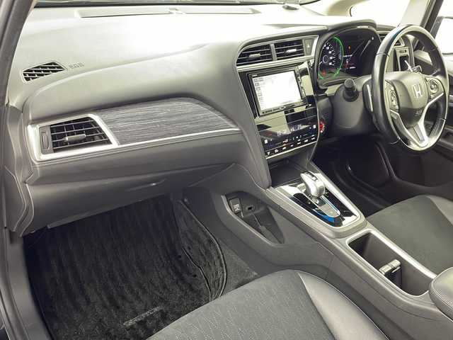 ホンダ シャトル ハイブリッド Z ホンダセンシング 岐阜県 2018(平30)年 6万km ルーセブラックM 純正SDナビ/フルセグ/DVD/BT/SD/バックカメラ/社外ドラレコ/ビルトインETC/ホンダセンシング/レーンキープアシスト/衝突軽減ブレーキ/レーダークルーズコントロール/コーナーセンサー/ハーフレザーシート/前席シートヒーター/ルーフレール/純正16インチAW/LEDヘッドライト/オートライト/フォグランプ/保証書