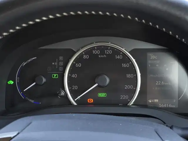 レクサス ＣＴ 200h バージョンC 鹿児島県 2019(令1)年 5.7万km ソニックチタニウム 純正ＯＰ前後ドライブレコーダー　/レーダークルーズコントロール　/ビルトインＥＴＣ２．０　/純正ＳＤナビ　/Ｂｌｕｅｔｏｏｔｈオーディオ　/フルセグテレビ　/プリクラッシュセーフティ　/レーンディパーチャーアラート/D+N席パワーシート/D+N席シートヒーター/プッシュスタート/スマートキー/エアバック(W+サイド)/カーテンエアバッグ