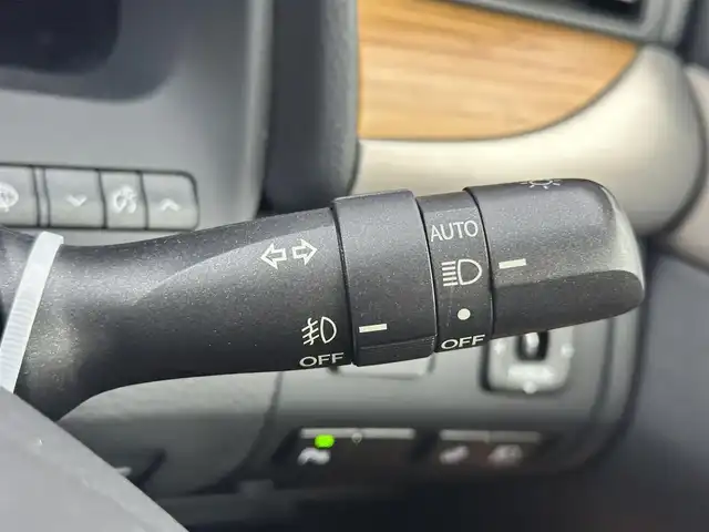 レクサス ＬＳ 600h バージョンC Iパック 愛知県 2013(平25)年 8万km ホワイトパールクリスタルシャイン 純正HDDナビ/バックカメラ/ドライブレコーダー/ステアリングリモコン/ステアリングヒーター/クルーズコントロール/ビルトインETC/ムーンルーフ/パワーシート/シートメモリー/シートヒーター/ベンチレーション/クリアランスソナー/プリクラッシュセーフティ/LEDヘッドライト/オートライト/オートマチックハイビーム/盗難防止機能/レーダー探知機/スマートキー