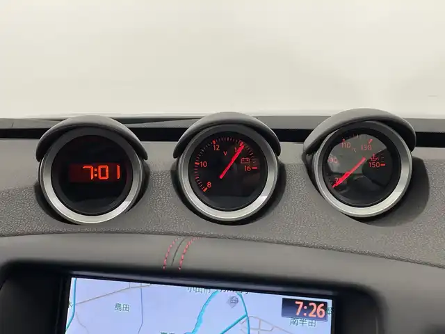 日産 フェアレディ Ｚ 50thアニバーサリー 栃木県 2019(令1)年 1.1万km ブリリアントシルバー/ダイヤモンドブラック 2トーン 純正ナビ/(フルセグTV・Bluetooth・CD・DVD・SD・AUX・USB)/バックカメラ/ハーフレザーシート/前席シートヒーター/HIDヘッドライト/オートライト/ビルトインETC/純正19インチアルミホイール/純正フロアマット/MTモード付AT/スマートキー/スペアキー1本/禁煙車/取扱説明書/保証書