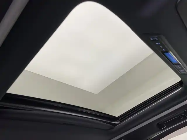 トヨタ アルファード S タイプゴールドⅡ 愛知県 2021(令3)年 1.8万km ホワイトパールクリスタルシャイン メーカーナビ　ＪＢＬ　Ｗムーンルーフ　パーキングアシスト　リアエンターテイメントシステム　デジタルインナーミラー　全方位カメラ　ＤＶＤデッキ　ＡＣ１００Ｖ　三眼ＬＥＤ　衝突軽減　追従クルコン　ＢＳＭ　セーフティセンス　パワーバックドア　前後ドラレコ　オットマン　ハーフレザー　電動パーキング