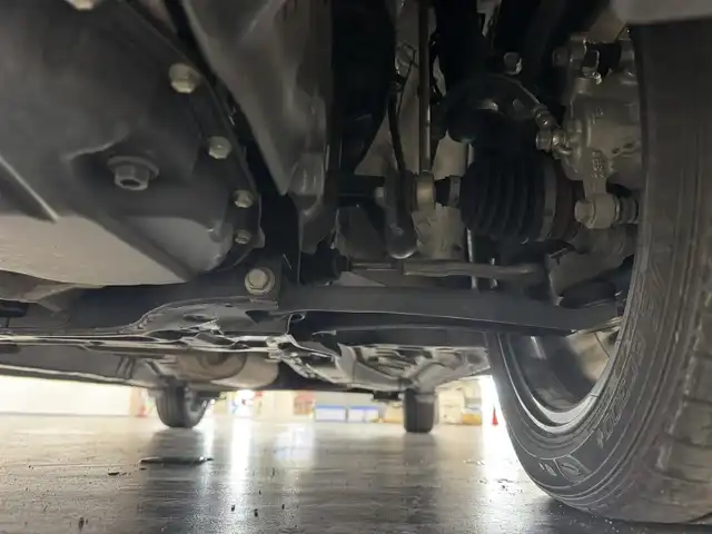 ダイハツ タント カスタム RS 三重県 2022(令4)年 4.4万km ブラックマイカメタリック ガソリン/FF/インパネCVT/純正 9インチナビ NMZN-Y72DS/（AM/FM/CD/DVD/Bluetooth/HDMI/USB/iPod/MEMORY MUSIC/SD/フルセグTV）/バックカメラ/両側パワースライドドア（ワンタッチオープン機能/ウェルカムオープン機能/タッチ＆ゴーロック機能付）/ビルトインETC/スマートアシスト3/・衝突回避支援ブレーキ機能（対車両・対歩行者）/・衝突警報機能（対車両・対歩行者）/・ブレーキ制御付誤発進抑制機能（前方・後方）/・レーダークルコン/・レーンキープコントロール（LKC）/・車線逸脱抑制制御機能/・車線逸脱警報機能/・コーナーセンサー（フロント２個／リヤ２個）/・標識認識機能（進入禁止）/装備/・ハーフレザーシート/・シートヒーター（D/N）/・オートエアコン/・オートライト/・LED ヘッドランプ＋サイドビューランプ＋フロントフォグランプ/・運転席ロングスライド機能/・ステアリングスイッチ/・充電用USBジャック（タイプA）/・プッシュスタート/・純正15inAW/・スマートキーx2/など