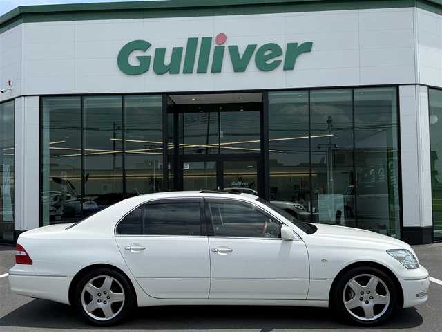 トヨタ セルシオ eR 栃木県 2005(平17)年 6.4万km ホワイトパールクリスタルシャイン ワンオーナー車/純正ナビ/社外フルセグTV/純正DVDチェンジャー/バックカメラ/ステアリングリモコン/サンルーフ/ブラックレザーシート/シートベンチレーション/シートヒーター/レーダークルーズコントロール/クリアランスソナー/全ドア・トランクイージークローザー/ウッドコンビハンドル・ノブ/前後方ドラレコ/純正ダストBOX/純正トランクマット/純正18インチAW/HIDヘッドライト/スマートキー×2/ビルトインETC