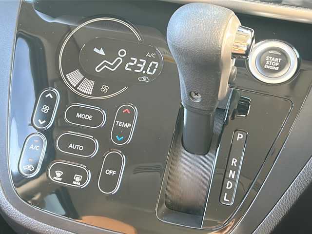 日産 デイズ ルークス X Vセレクション 広島県 2018(平30)年 2.7万km グレーⅡ 禁煙車/カラーコード：P59U27/エマージェンシーブレーキ/車線逸脱警報/コーナーセンサー/純正７型ナビ（MM318D-W）/・フルセグ/CD/DVD/Bluetooth/SD/REC/アラウンドビューモニター/両側パワースライドドア/革巻きステアリング/ステアリングスイッチ/前ドライブレコーダー（DJ4-D）/革調シートカバー/リアサーキュレーター/リアサンシェード/スマートキー/プッシュスタート/スペアキー/ETC/純正１４インチアルミホイール/W+サイドエアバック