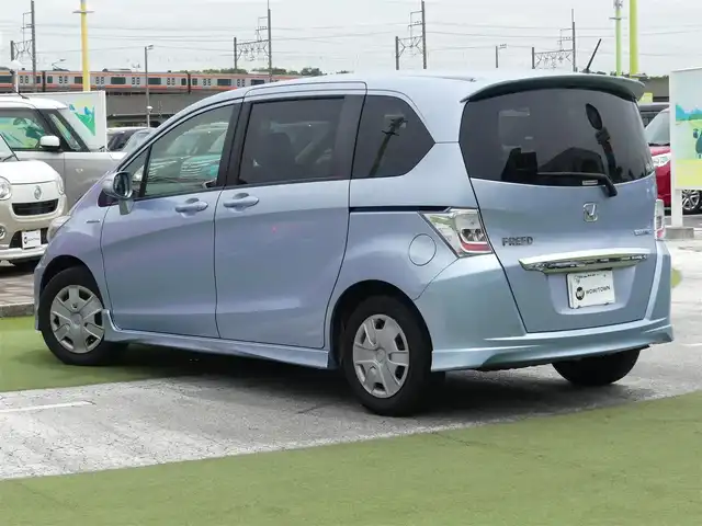 ホンダ フリード ハイブリット 千葉県 2013(平25)年 4.1万km プレミアムブルーオパールメタリック 左パワースライドドア/右イージークローザードア/純正メモリーナビ/地デジTV/【DVD/CD再生機能】/バックカメラ/ETC/キーレス