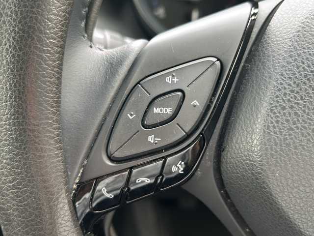 トヨタ Ｃ－ＨＲ G－T 大阪府 2020(令2)年 3.7万km ホワイトパールクリスタルシャイン ワンオーナー/6速IMT/ETC2.0/純正フロアマット/ブラインドスポットモニター/アラウンドビューモニター/レーダークルーズコントロール/純正ナビ/シートヒーター（運転席・助手席）/ドライブレコーダー/（TZ-D２０５W）/ブレーキホールド/オートライト/オートハイビーム/パワーステアリング/パワーウィンドウ/12V/120W/USB端子X１