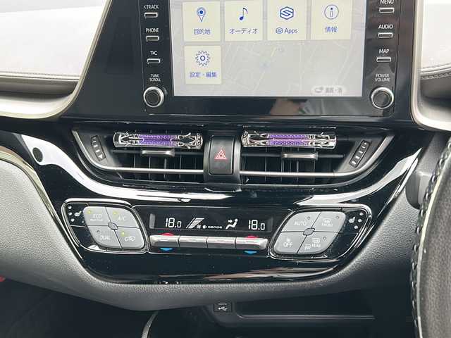 トヨタ Ｃ－ＨＲ G－T 大阪府 2020(令2)年 3.7万km ホワイトパールクリスタルシャイン ワンオーナー/6速IMT/ETC2.0/純正フロアマット/ブラインドスポットモニター/アラウンドビューモニター/レーダークルーズコントロール/純正ナビ/シートヒーター（運転席・助手席）/ドライブレコーダー/（TZ-D２０５W）/ブレーキホールド/オートライト/オートハイビーム/パワーステアリング/パワーウィンドウ/12V/120W/USB端子X１