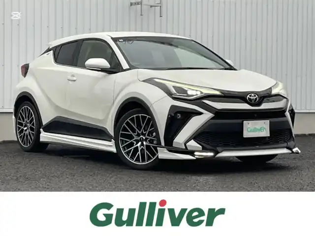 トヨタ Ｃ－ＨＲ G－T 熊本県 2020(令2)年 3.7万km ホワイトパールクリスタルシャイン 6速IMT/TRDフルエアロ/純正ディスプレイオーディオナビ/・AM/FM/BT/Miracast/USB/・バックカメラ/・全周囲カメラ/トヨタセーフティセンス/・プリクラッシュセーフティ/・レーントレーシングアシスト/・ブラインドスポットモニター/・ロードサインアシスト/・レーダークルーズコントロール/・オートマチックハイビーム/ステアリングリモコン/ハーフレザーシート/・D/Nシートヒーター/ビルトインETC/前後ドライブレコーダー/オートホールド/LEDヘッドライト/オートライト/フォグランプ/スマートキー/プッシュスタート/純正フロアマット/TRD19インチアルミホイール