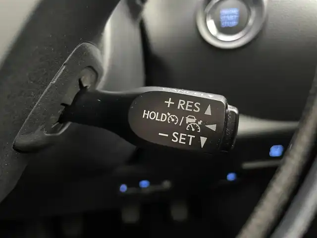 トヨタ Ｃ－ＨＲ G－T 熊本県 2020(令2)年 3.7万km ホワイトパールクリスタルシャイン 6速IMT/TRDフルエアロ/純正ディスプレイオーディオナビ/・AM/FM/BT/Miracast/USB/・バックカメラ/・全周囲カメラ/トヨタセーフティセンス/・プリクラッシュセーフティ/・レーントレーシングアシスト/・ブラインドスポットモニター/・ロードサインアシスト/・レーダークルーズコントロール/・オートマチックハイビーム/ステアリングリモコン/ハーフレザーシート/・D/Nシートヒーター/ビルトインETC/前後ドライブレコーダー/オートホールド/LEDヘッドライト/オートライト/フォグランプ/スマートキー/プッシュスタート/純正フロアマット/TRD19インチアルミホイール