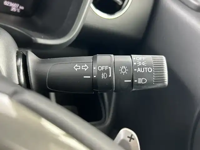 ホンダ Ｎ ＷＧＮ カスタム Lターボ ホンダS 愛知県 2021(令3)年 2.4万km プラチナホワイトパール 純正8インチSDナビゲーション/CD DVD フルセグTV Bluetooth/バックカメラ/ビルトインETC/レーダークルーズコントロール/レーンキープアシスト/ハンドル支援システム/コーナーセンサー/パドルシフト/LEDヘッドライト/オートライト/フォグライト/アイドリングストップ/横滑り防止装置/シートヒーター(D席)/ドライブレコーダー/ヘッドライトレベライザー/ステアリングリモコン/ウィンカーミラー/電動格納ミラー/スマートキー/エンジンプッシュスタート/ドアバイザー/フロアマット
