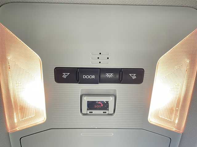 トヨタ ＲＡＶ４ アドベンチャー オフロードPKG 沖縄県 2021(令3)年 1.7万km 白 禁煙車　/県外仕入　/純正9インチディスプレイオーディオ/フルセグＴＶ　/クルーズコントロール　/ダウンヒルアシストコントロール　/カーテンエアバック /前後方向ドライブレコーダー /BSM /ETC /LED /ルーフレール /純正ホイール