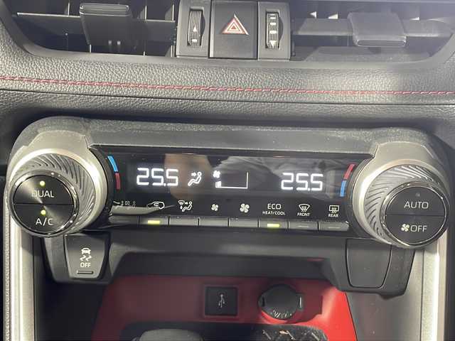トヨタ ＲＡＶ４ アドベンチャー オフロードPKG 沖縄県 2021(令3)年 1.7万km 白 禁煙車　/県外仕入　/純正9インチディスプレイオーディオ/フルセグＴＶ　/クルーズコントロール　/ダウンヒルアシストコントロール　/カーテンエアバック /前後方向ドライブレコーダー /BSM /ETC /LED /ルーフレール /純正ホイール