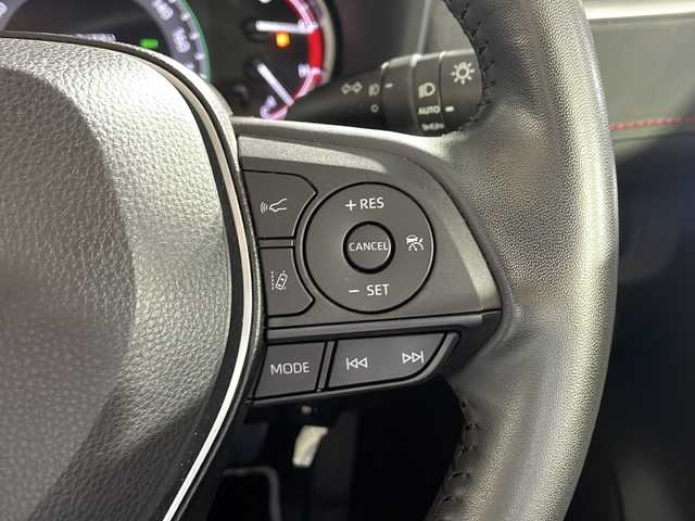 トヨタ ＲＡＶ４ アドベンチャー オフロードPKG 沖縄県 2021(令3)年 1.7万km 白 禁煙車　/県外仕入　/純正9インチディスプレイオーディオ/フルセグＴＶ　/クルーズコントロール　/ダウンヒルアシストコントロール　/カーテンエアバック /前後方向ドライブレコーダー /BSM /ETC /LED /ルーフレール /純正ホイール