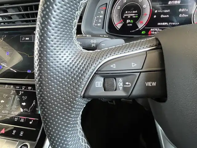 アウディ アウディ Ｑ７ 55TFSIクワトロ Sライン 山形県 2022(令4)年 4.5万km 白 純正ナビ/360°カメラ/フルセグTV/AppleCarplay/Audiプレセンス/アダプティブクルーズコントロール/レーンキープアシスト/ブラインドスポットモニター/パドルシフト/パワーシート/レザーシート/シートヒーター/ヘッドアップディスプレイ/ミラーヒーター