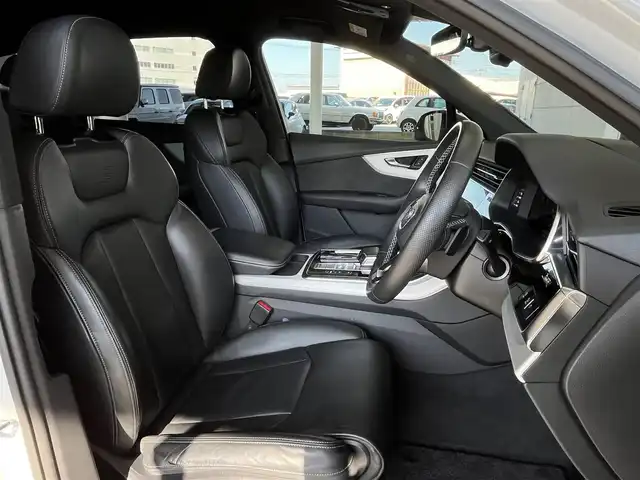 アウディ アウディ Ｑ７ 55TFSIクワトロ Sライン 山形県 2022(令4)年 4.5万km 白 純正ナビ/360°カメラ/フルセグTV/AppleCarplay/Audiプレセンス/アダプティブクルーズコントロール/レーンキープアシスト/ブラインドスポットモニター/パドルシフト/パワーシート/レザーシート/シートヒーター/ヘッドアップディスプレイ/ミラーヒーター