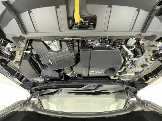 日産 エクストレイル 滋賀県 2023(令5)年 4万km ゴールド 純正12.3インチナビ/【Bluetooth/フルセグTV/Apple CarPlay/Android Auto】/タンナッパレザーシート/全方位カメラ/プロパイロット2.0/プロパイロットパーキング/レーンキープアシスト/クリアランスソナー/ブラインドスポットワーニング/LEDヘッドライト/オートマチックハイビーム/デジタルインナーミラー/ヒルディセントコントロール/D/Nパワーシート/全席シートヒーター/ステアリングヒーター/前後ドライブレコーダー/AC100V電源/ヘッドアップディスプレイ/パワーバックドア/ビルトインETC2.0/電動パーキングブレーキ/オートブレーキホールド/ワイヤレス充電/後席ロールサンシェード/純正フロアマット/ドアバイザー/プッシュスタート/スマートキー/ステアリングリモコン