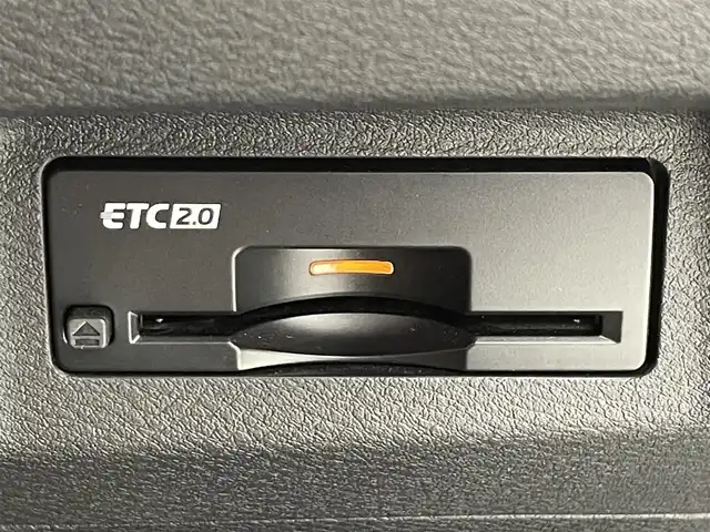 日産 エクストレイル 滋賀県 2023(令5)年 4万km ゴールド 純正12.3インチナビ/【Bluetooth/フルセグTV/Apple CarPlay/Android Auto】/タンナッパレザーシート/全方位カメラ/プロパイロット2.0/プロパイロットパーキング/レーンキープアシスト/クリアランスソナー/ブラインドスポットワーニング/LEDヘッドライト/オートマチックハイビーム/デジタルインナーミラー/ヒルディセントコントロール/D/Nパワーシート/全席シートヒーター/ステアリングヒーター/前後ドライブレコーダー/AC100V電源/ヘッドアップディスプレイ/パワーバックドア/ビルトインETC2.0/電動パーキングブレーキ/オートブレーキホールド/ワイヤレス充電/後席ロールサンシェード/純正フロアマット/ドアバイザー/プッシュスタート/スマートキー/ステアリングリモコン