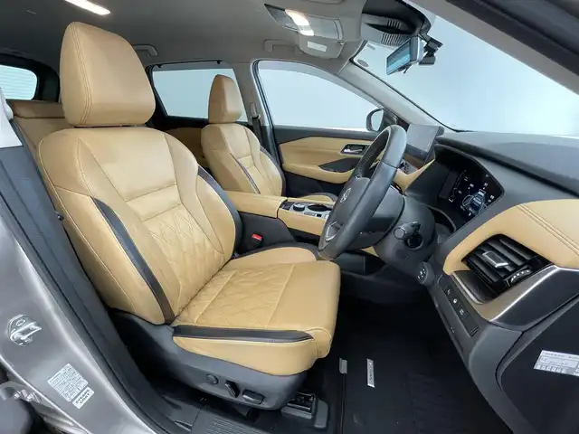 日産 エクストレイル 滋賀県 2023(令5)年 4万km ゴールド 純正12.3インチナビ/【Bluetooth/フルセグTV/Apple CarPlay/Android Auto】/タンナッパレザーシート/全方位カメラ/プロパイロット2.0/プロパイロットパーキング/レーンキープアシスト/クリアランスソナー/ブラインドスポットワーニング/LEDヘッドライト/オートマチックハイビーム/デジタルインナーミラー/ヒルディセントコントロール/D/Nパワーシート/全席シートヒーター/ステアリングヒーター/前後ドライブレコーダー/AC100V電源/ヘッドアップディスプレイ/パワーバックドア/ビルトインETC2.0/電動パーキングブレーキ/オートブレーキホールド/ワイヤレス充電/後席ロールサンシェード/純正フロアマット/ドアバイザー/プッシュスタート/スマートキー/ステアリングリモコン