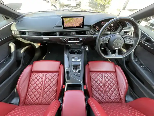 アウディ Ｓ５ スポーツバック 静岡県 2019(平31)年 4万km 青 サンルーフ/前席マッサージ機能付きシート/赤革/アシスタンスパッケージ/・パークアシスト/・サラウンドビューカメラ/メモリー付きパワーシート/前席シートヒーター/MMIナビ/(Bluetooth/USB/フルセグ/AUX)/BANG&OLUFSENスピーカー/360°カメラ/ACC/BSM/ドライブセレクト/カラードブレーキキャリパーレッド/ボディーカラー（ナバーラブルー）/Sスポーツシート/電動リアゲート/純正フロアマット/ETC2.0/ドライブレコーダー