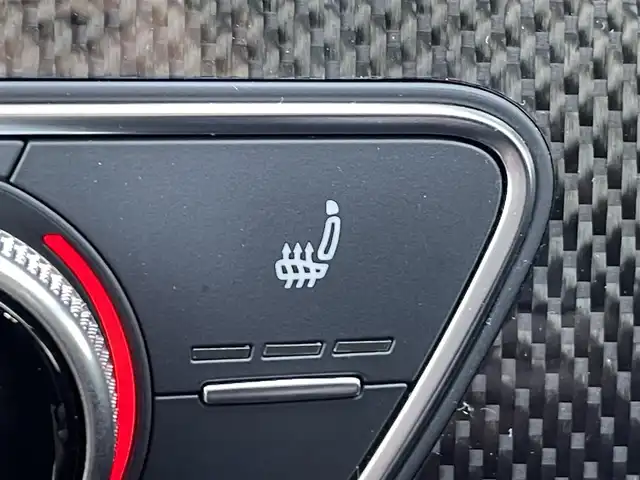 アウディ Ｓ５ スポーツバック 静岡県 2019(平31)年 4万km 青 サンルーフ/前席マッサージ機能付きシート/赤革/アシスタンスパッケージ/・パークアシスト/・サラウンドビューカメラ/メモリー付きパワーシート/前席シートヒーター/MMIナビ/(Bluetooth/USB/フルセグ/AUX)/BANG&OLUFSENスピーカー/360°カメラ/ACC/BSM/ドライブセレクト/カラードブレーキキャリパーレッド/ボディーカラー（ナバーラブルー）/Sスポーツシート/電動リアゲート/純正フロアマット/ETC2.0/ドライブレコーダー