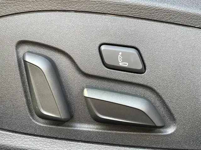 アウディ Ｓ５ スポーツバック 静岡県 2019(平31)年 4万km 青 サンルーフ/前席マッサージ機能付きシート/赤革/アシスタンスパッケージ/・パークアシスト/・サラウンドビューカメラ/メモリー付きパワーシート/前席シートヒーター/MMIナビ/(Bluetooth/USB/フルセグ/AUX)/BANG&OLUFSENスピーカー/360°カメラ/ACC/BSM/ドライブセレクト/カラードブレーキキャリパーレッド/ボディーカラー（ナバーラブルー）/Sスポーツシート/電動リアゲート/純正フロアマット/ETC2.0/ドライブレコーダー