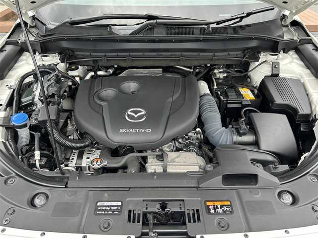 マツダ ＣＸ－５ XD プロアクティブ 滋賀県 2022(令4)年 7.3万km ロジウムホワイトプレミアムメタリック ディーゼル/2WD(FF)/6速AT/10.25インチ純正ナビ/（FM/AM/フルセグ/Bluetooth）/ETC/３６０°ビュー・モニター/バックカメラ/電動リアゲート/プリクラッシュブレーキアシスト	/踏み間違い防止アシスト	/後側方衝突防止支援システム	/ブラインドスポットモニタリング/レーンキープアシスト/レーダークルーズコントロール/コーナー・バックセンサー	/標識検知機能/運転席・助手席シートヒーター/ワイヤレス充電/アイドリングストップ/電動格納ミラー/電動パーキング/ブレーキホールド/革巻きステアリング/ステアリングスイッチ/ステアリングヒーター/パドルシフト/オートライト/LEDヘッドライト/フルオートエアコン/自動防眩ルームミラー/ヘッドアップディスプレイ/プッシュスタート/スマートキー/純正フロアマット