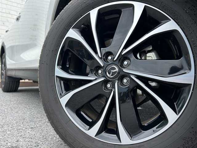 マツダ ＣＸ－５ XD プロアクティブ 滋賀県 2022(令4)年 7.3万km ロジウムホワイトプレミアムメタリック ディーゼル/2WD(FF)/6速AT/10.25インチ純正ナビ/（FM/AM/フルセグ/Bluetooth）/ETC/３６０°ビュー・モニター/バックカメラ/電動リアゲート/プリクラッシュブレーキアシスト	/踏み間違い防止アシスト	/後側方衝突防止支援システム	/ブラインドスポットモニタリング/レーンキープアシスト/レーダークルーズコントロール/コーナー・バックセンサー	/標識検知機能/運転席・助手席シートヒーター/ワイヤレス充電/アイドリングストップ/電動格納ミラー/電動パーキング/ブレーキホールド/革巻きステアリング/ステアリングスイッチ/ステアリングヒーター/パドルシフト/オートライト/LEDヘッドライト/フルオートエアコン/自動防眩ルームミラー/ヘッドアップディスプレイ/プッシュスタート/スマートキー/純正フロアマット